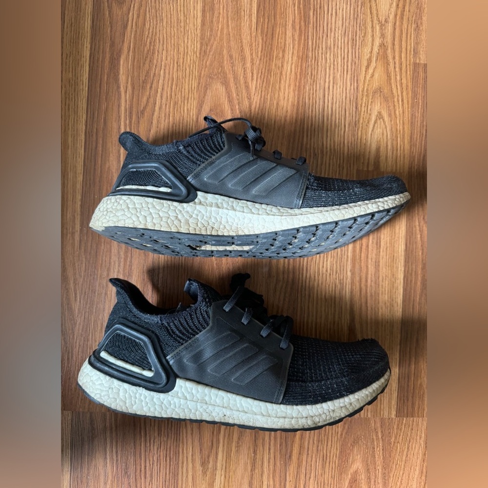 Adidas ultraboost sneakers shoes US 11.5